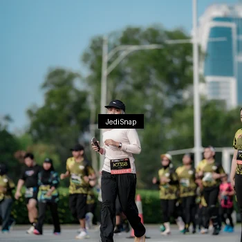Runner Photo 6842037
