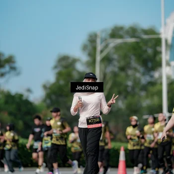 Runner Photo 6842051