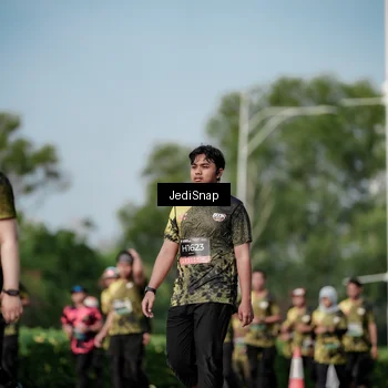 Runner Photo 6842092