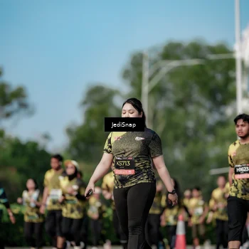 Runner Photo 6842098