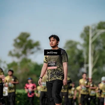 Runner Photo 6842102
