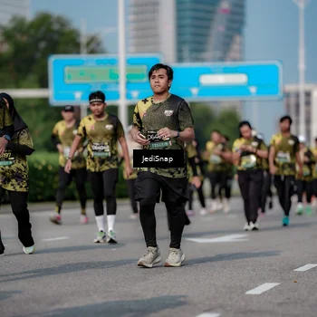 Runner Photo 6842186