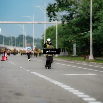 Runner Photo 6842274