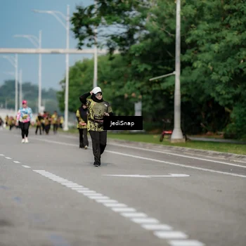 Runner Photo 6842276