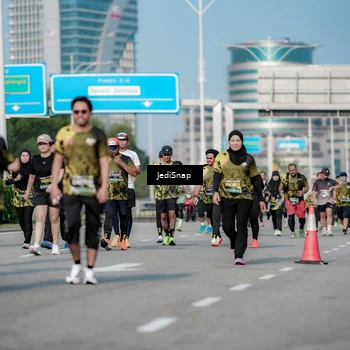 Runner Photo 6842286
