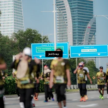 Runner Photo 6842299