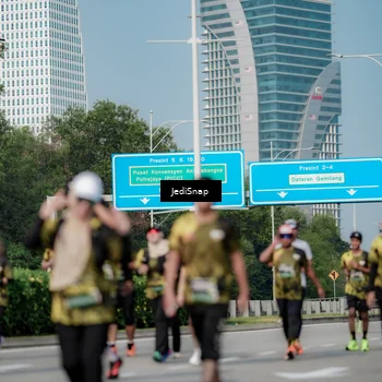 Runner Photo 6842302
