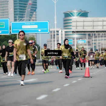 Runner Photo 6842303