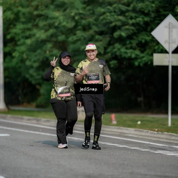 Runner Photo 6842318