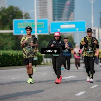 Runner Photo 6842367