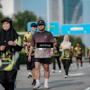 Runner Photo 6842550