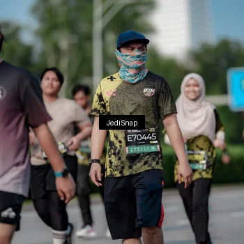 Runner Photo 6842596