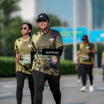 Runner Photo 6842627