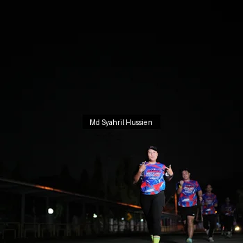 Runner Photo 6842663