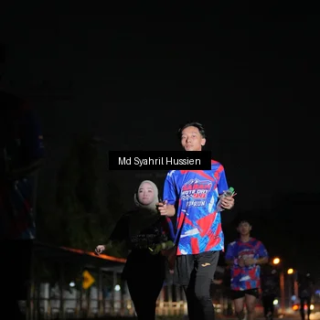 Runner Photo 6842722