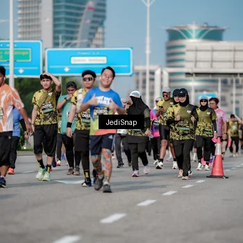 Runner Photo 6842804