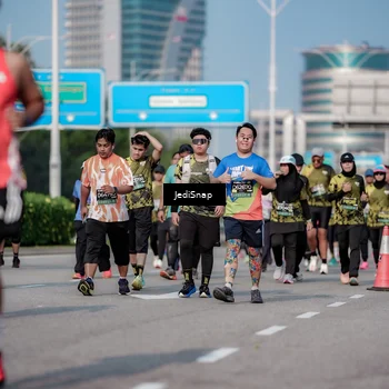 Runner Photo 6842814