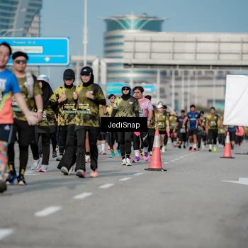Runner Photo 6842862