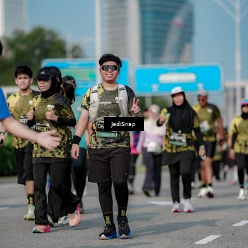 Runner Photo 6842905