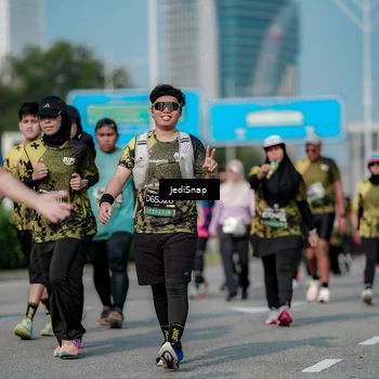 Runner Photo 6842906