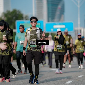 Runner Photo 6842917