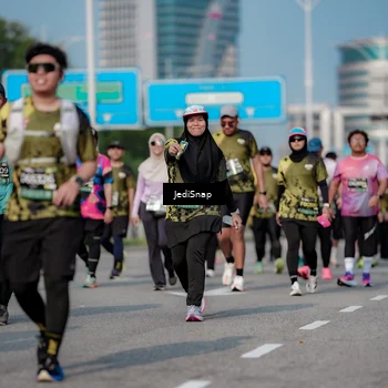 Runner Photo 6842921