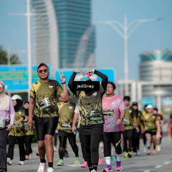 Runner Photo 6842983