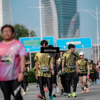 Runner Photo 6843045