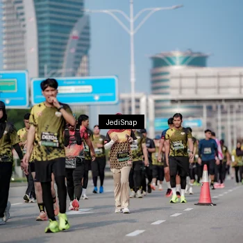 Runner Photo 6843064