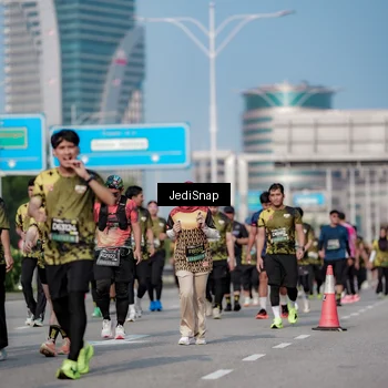 Runner Photo 6843071