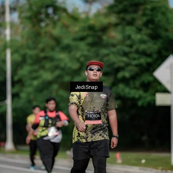 Runner Photo 6843125