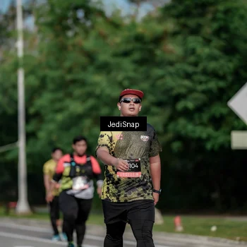 Runner Photo 6843126