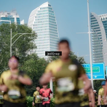 Runner Photo 6843146