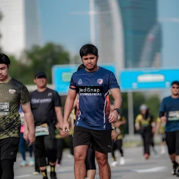 Runner Photo 6843163