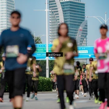 Runner Photo 6843172