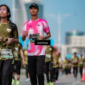 Runner Photo 6843201