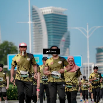 Runner Photo 6843202