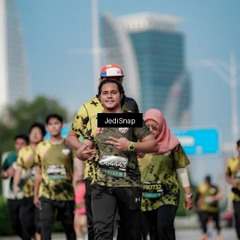 Runner Photo 6843263