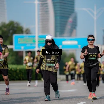 Runner Photo 6843402