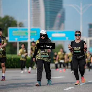 Runner Photo 6843420