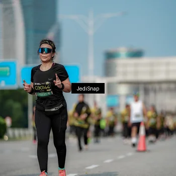 Runner Photo 6843426