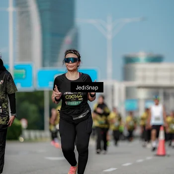 Runner Photo 6843445