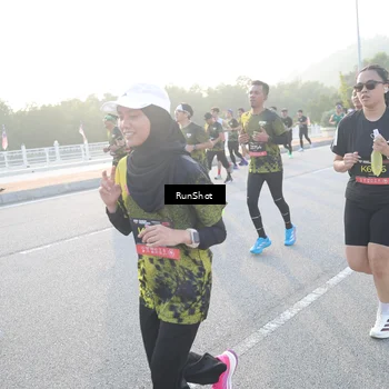 Runner Photo 6843537