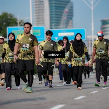 Runner Photo 6843639