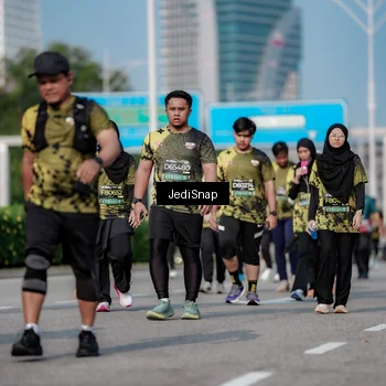 Runner Photo 6843644