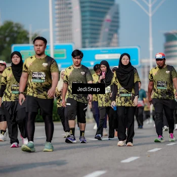 Runner Photo 6843651