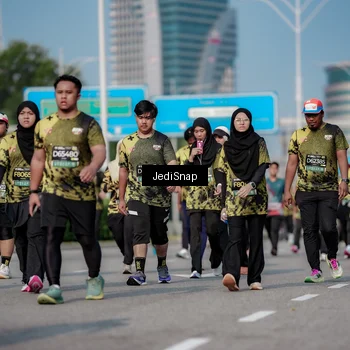 Runner Photo 6843660