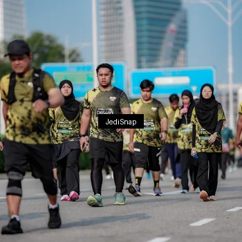 Runner Photo 6843679