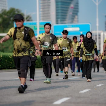 Runner Photo 6843684