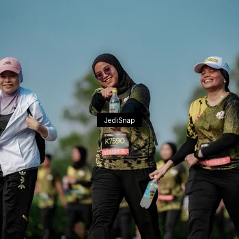 Runner Photo 6843691